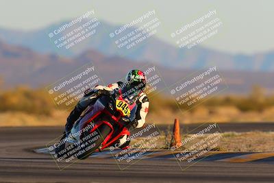 media/Jan-21-2023-CVMA (Sat) [[b9eef8ba1f]]/Race 12 Amateur Supersport Open/